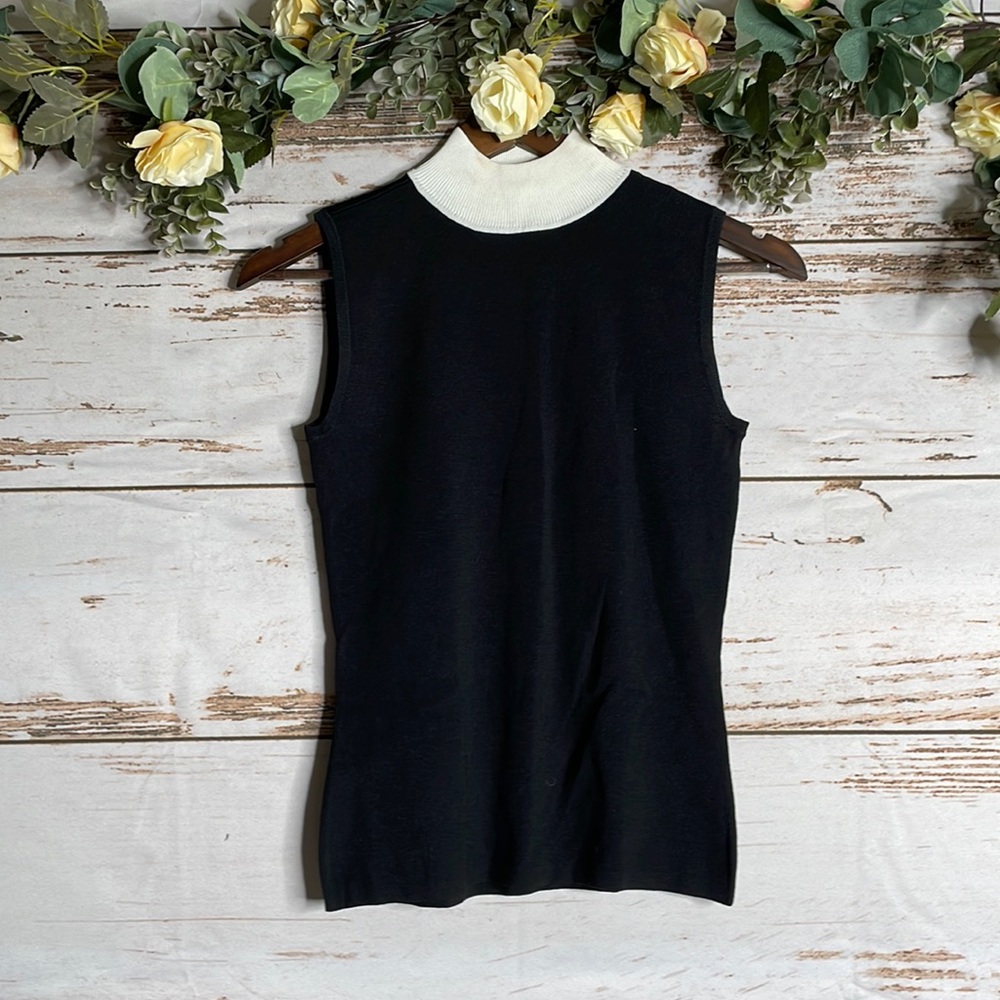 Women's Calvin Klein Black and White Mock Neck Blouse Size Extra Small